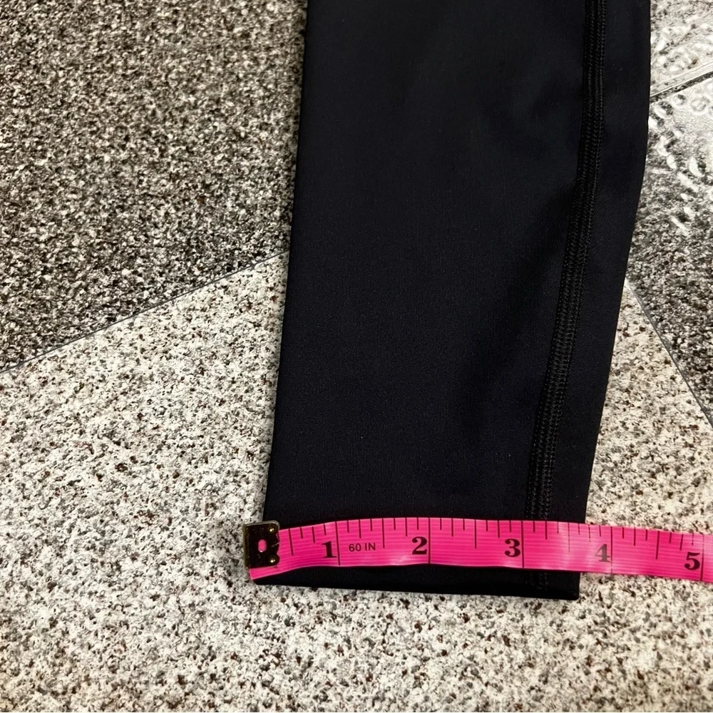 NWT- New Balance Black Women's Performance Logo Leggings Size XS - Picture 7 of 10